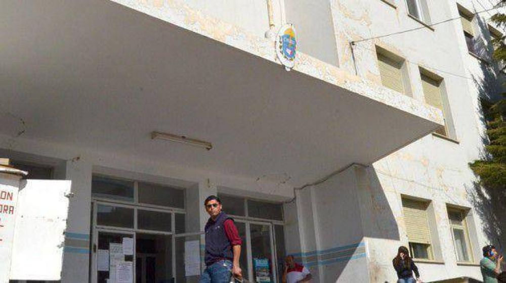 En el Hospital Regional todos los frentes est�n abiertos
