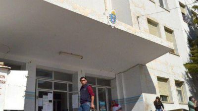 En el Hospital Regional todos los frentes est�n abiertos