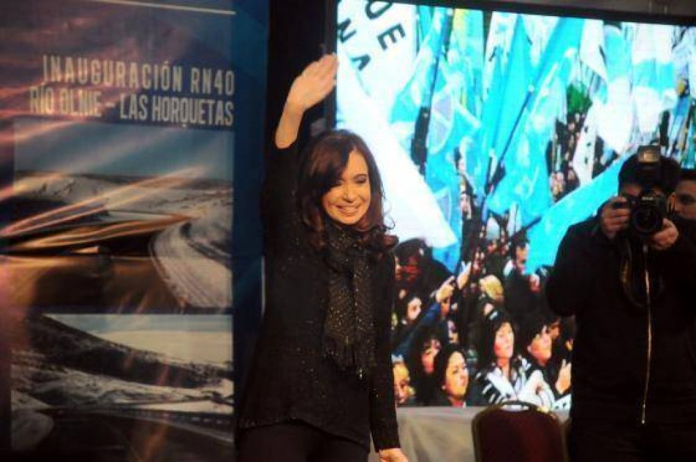 Cristina adjudica las represas y pone en marcha anunciado �debate�
