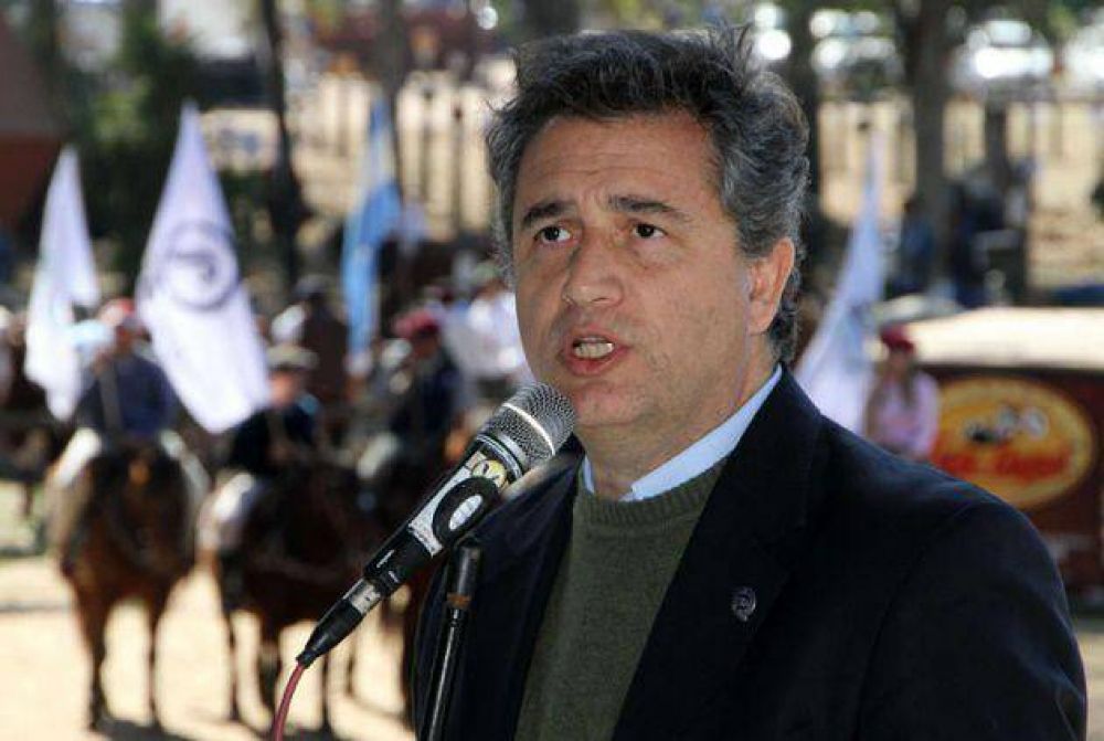 Con fuertes cr�ticas al gobierno nacional, la Rural del Chaco inaugur� su 84� edici�n