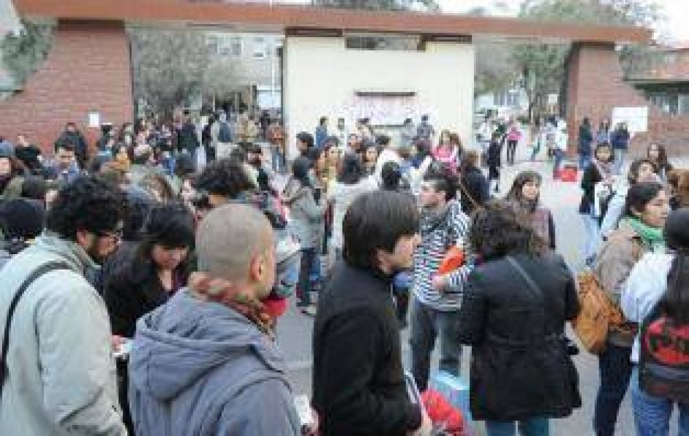 La alumna abusada ir� a c�mara gesell