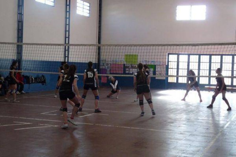 El CEF 77 organiz� encuentro de v�ley femenino