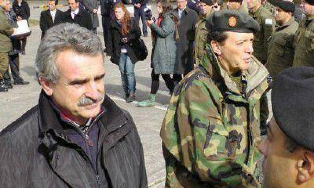 Junto a Milani, Rossi dijo en Tunuy�n que hay que bregar por la "unidad latinoamericana"
