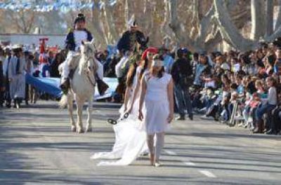 El pueblo de Albard�n le rindi� tributo a San Mart�n