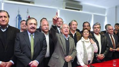 La UCR quiere recuperar su identidad y ser la alternativa para 2015