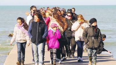 Mar del Plata, bajo cero: pese al fr�o m�s gente disfruta del fin de semana largo