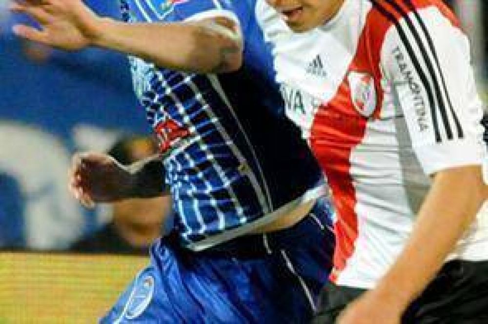 Sin Teo Guti�rrez, River visita al Godoy Cruz de Mart�n Palermo