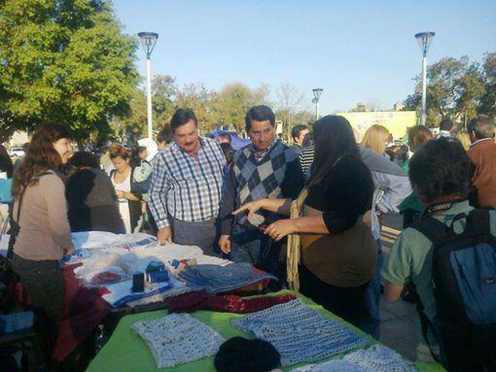 El intendente celebr� el D�a del Ni�o en el Barrio 238 Viviendas, Nosiglia de Itaemb� Min�