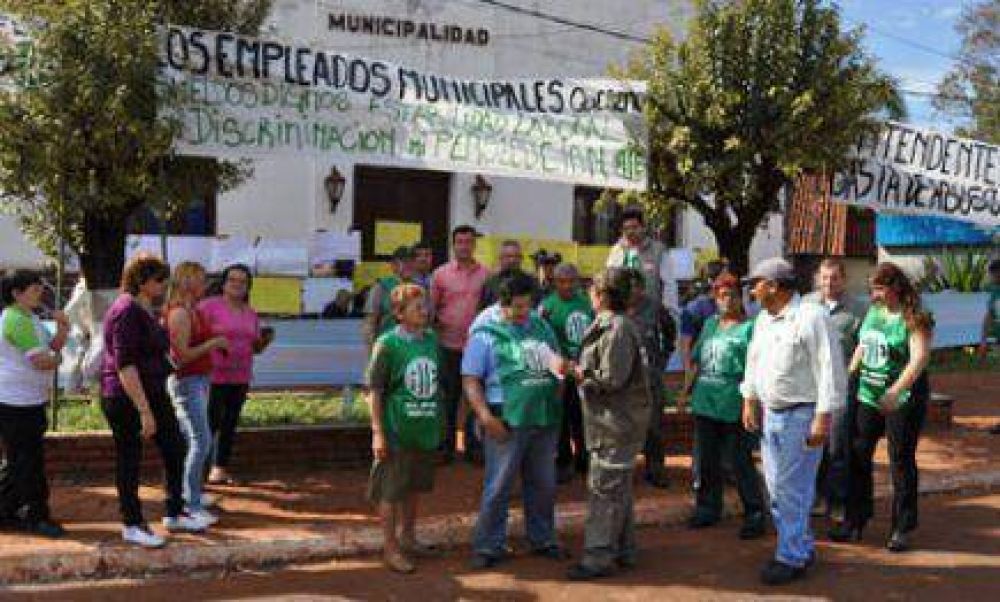 Suspenden a concejal renovador por no ser "un t�tere de Mabel Pezoa"