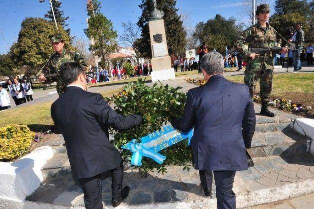 Justo Daract homenaje� al padre de la patria con un desfile