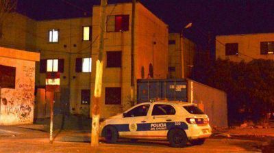 Hirieron de tres disparos a Juan Rodr�guez en las 1.311 Viviendas