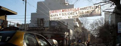 Pasacalles en Palermo contra el gobierno porte�o