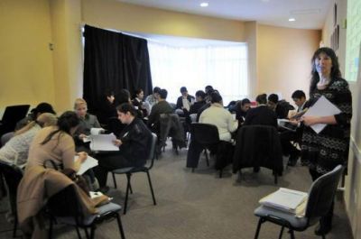 Polic�a provincial se capacit� sobre violencia de g�nero y trata de personas