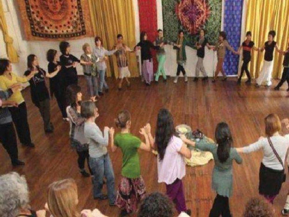 Las Danzas Circulares, una forma de volver a la unidad