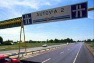 Accidente en Autov�a 2: muri� matrimonio y el hijo de 9 a�os sufri� fracturas