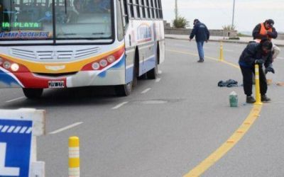 Colocar�n reductores de velocidad en la bajada de la Base Naval