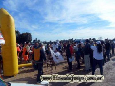 Sanguinetti y Del Aguila triunfaron en "COADIS Corre 2013"