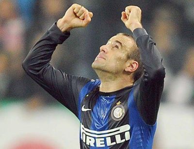 Dos goles de Rodrigo Palacio para el triunfo del Inter