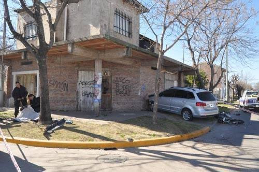 Tr�gico accidente: muri� un joven al chocar en moto y acompa�ante sufri� heridas de suma gravedad