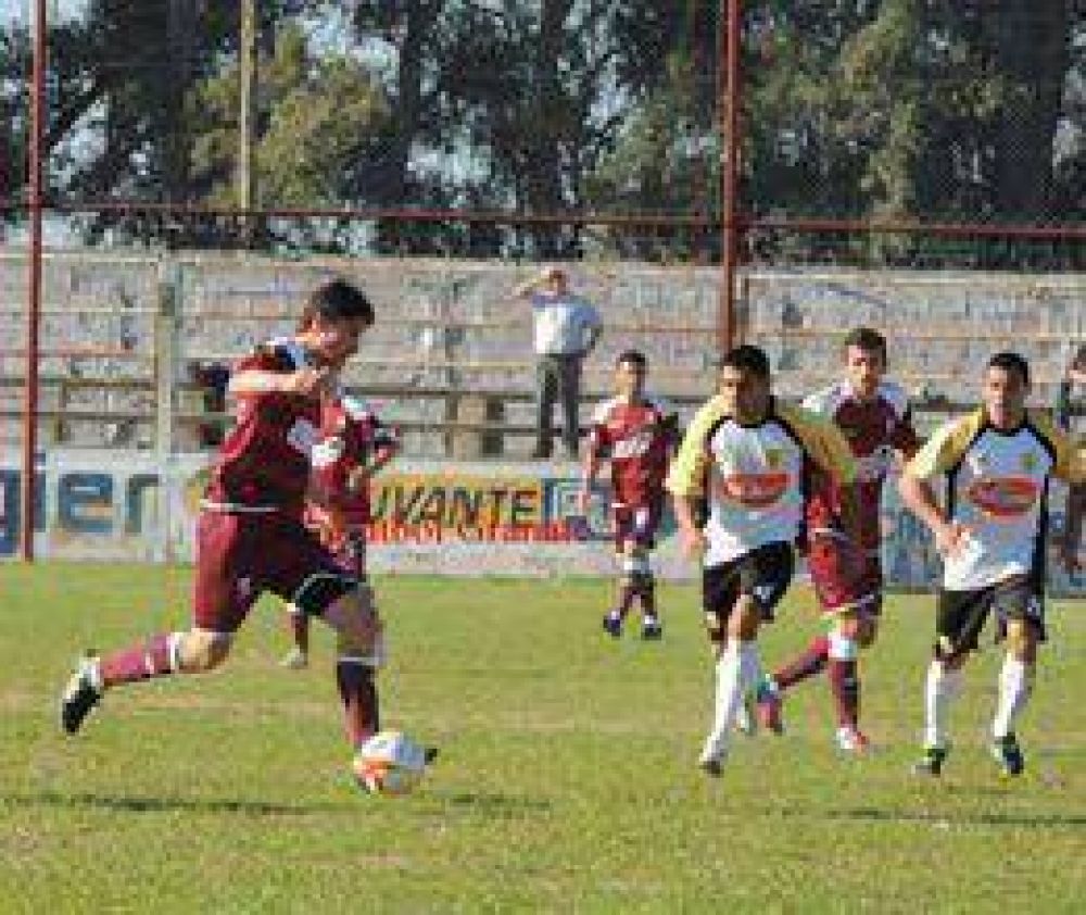 Defensores debut� con un empate en el Argentino A  