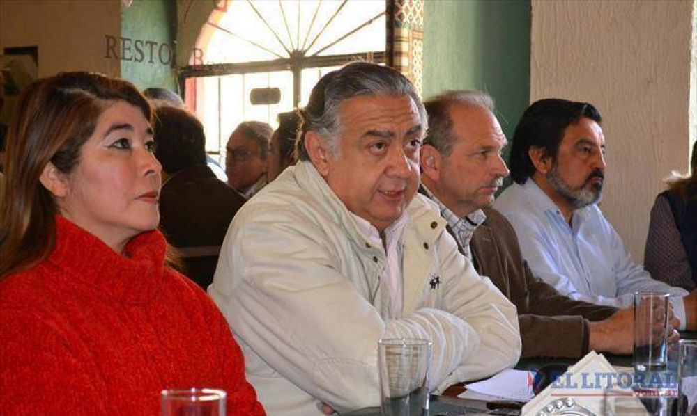 Liberales anti K alistan embestida judicial para evitar candidaturas de P�rez y Garay