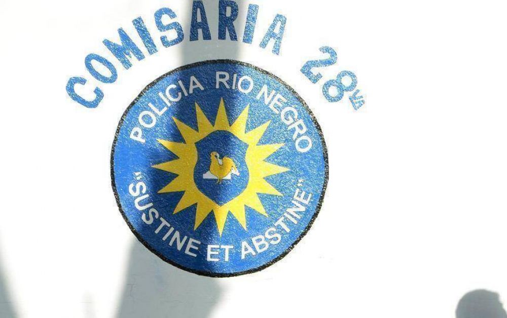 Roban 3000 pesos de una despensa