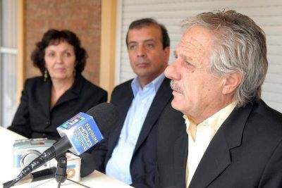 Radicales exigen respaldo del comit� central a Casta��n