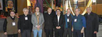 El intendente Ra�l Jalil estuvo presente en la apertura del 4� Congreso Misionero