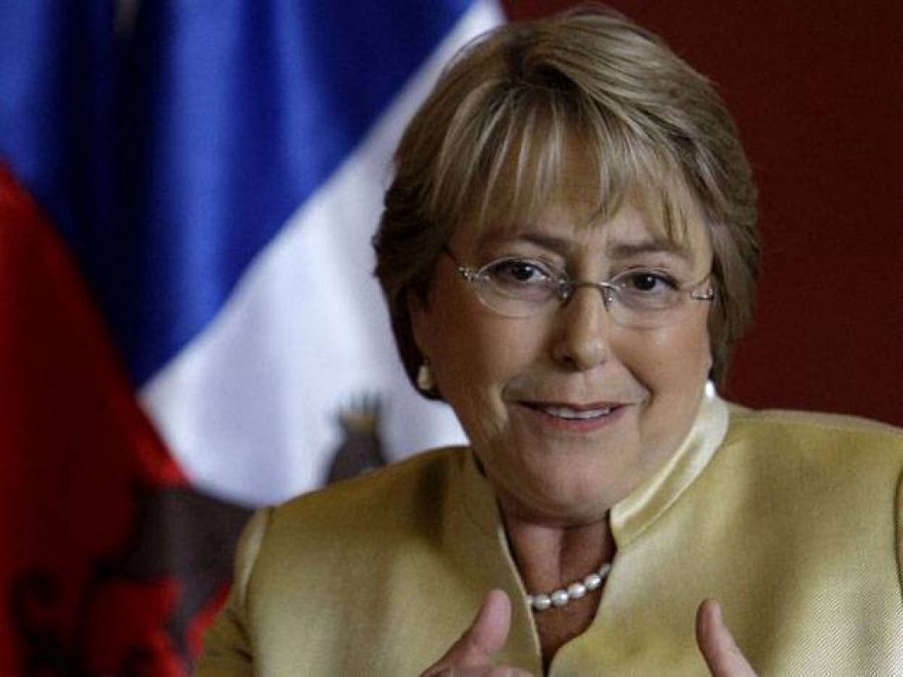 Chile: Bachelet pidi que Barrick cumpla con las normas ambientales para que sigua con Pascua Lama