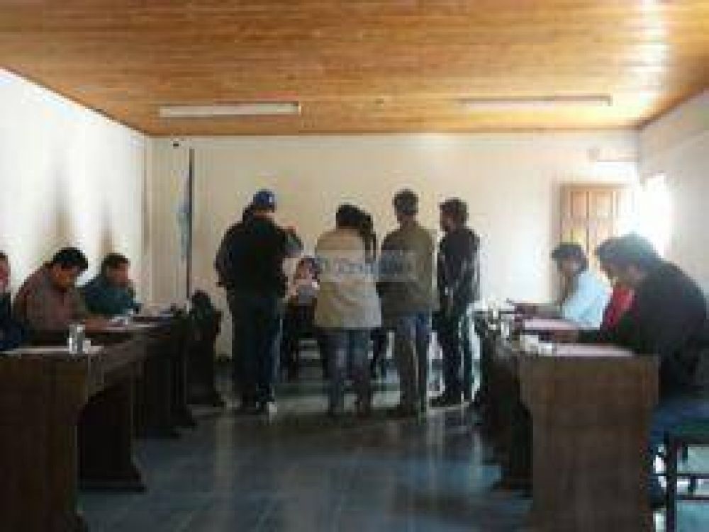 Concejo Deliberante de Salvador Mazza autoriz� la licencia por 90 d�as al intendente Villalba