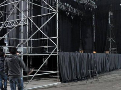 Festival solidario a sala llena para recaudar fondos para las v�ctimas de Salta al 2100