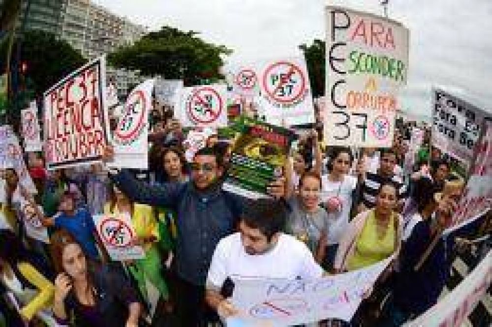 Nuevas protestas en Brasilia y en Río de Janeiro