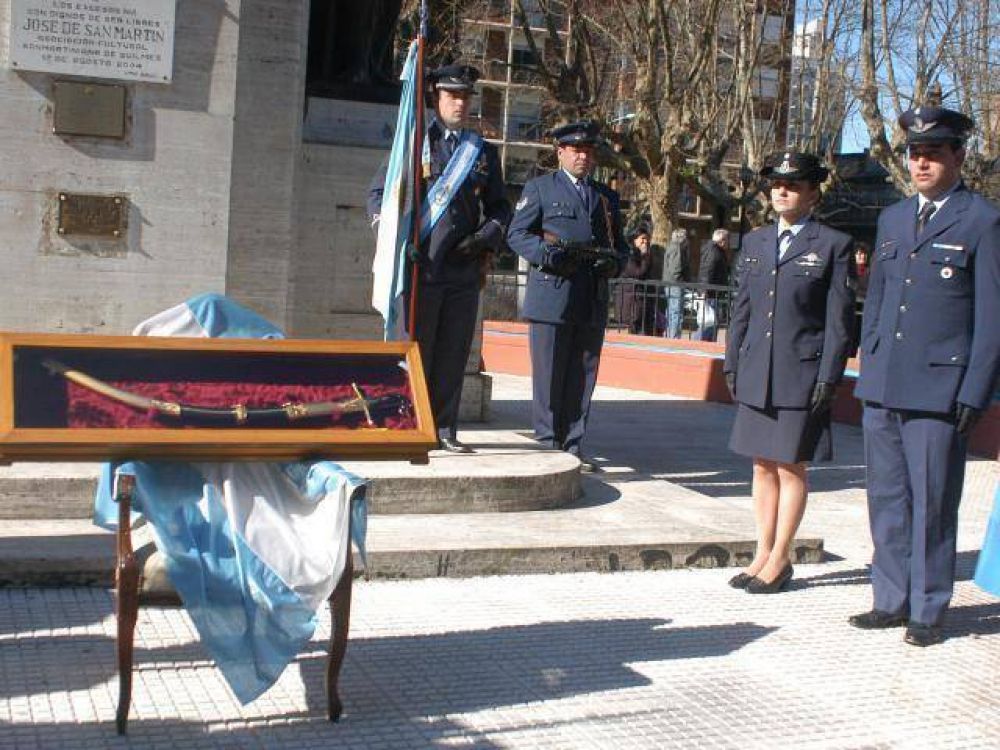 Emotivo acto por San Mart�n