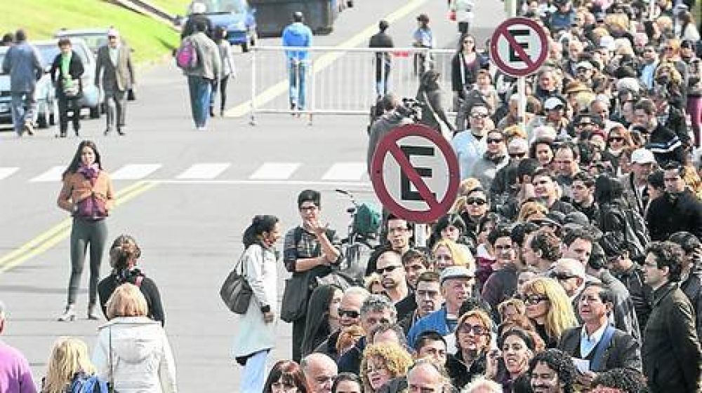 En dos horas y media volaron las entradas para las finales