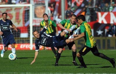 "Si apret�bamos el acelerador pod�amos ganar"