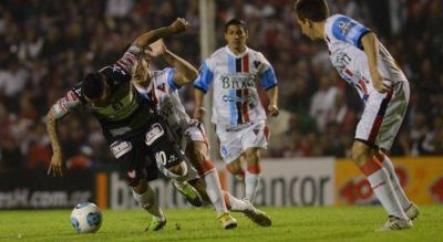 Apareci� Abila con un golazo para darle el triunfo a Instituto ante Brown de Adrogu�