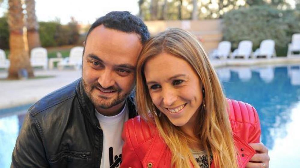 Los une el amor, no la radio