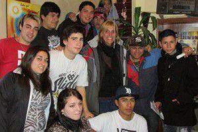 Le solicitan al intendente que �profundice� las pol�ticas para la juventud