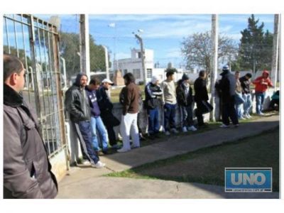 Creaci�n del gremio de presos divide a autoridades de c�rceles