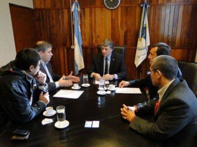 Capacitan a mineros