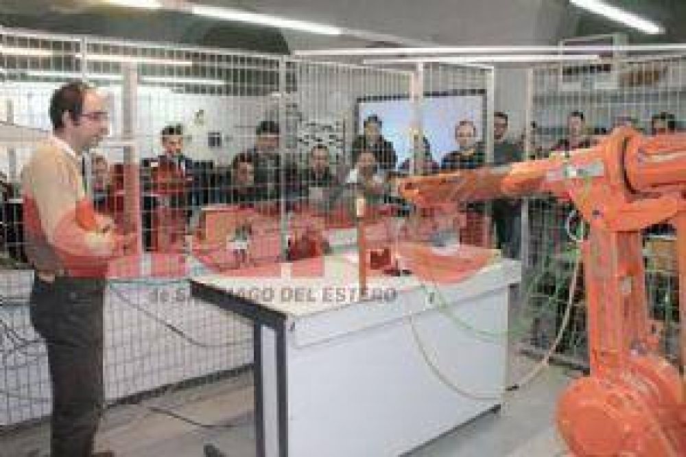 Ultiman detalles para aprobar la carrera en Ingenier�a Industrial