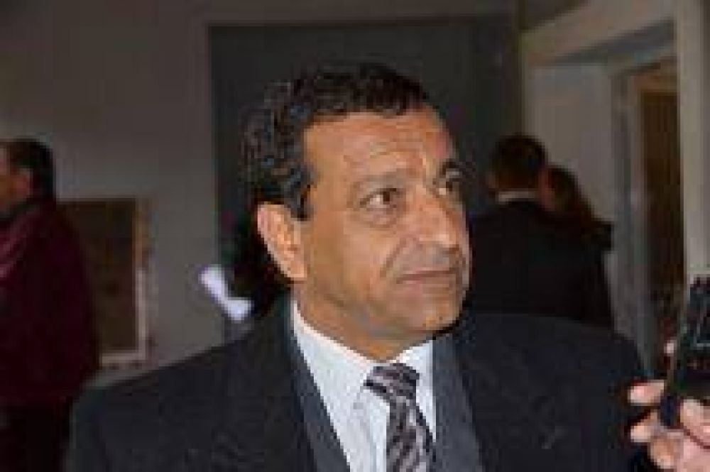 Ahora para Ast�n, el Intendente Lara Gros, no es tan malo