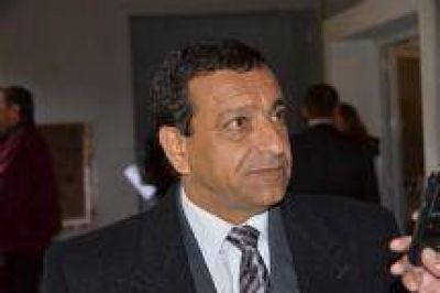 Ahora para Ast�n, el Intendente Lara Gros, no es tan malo