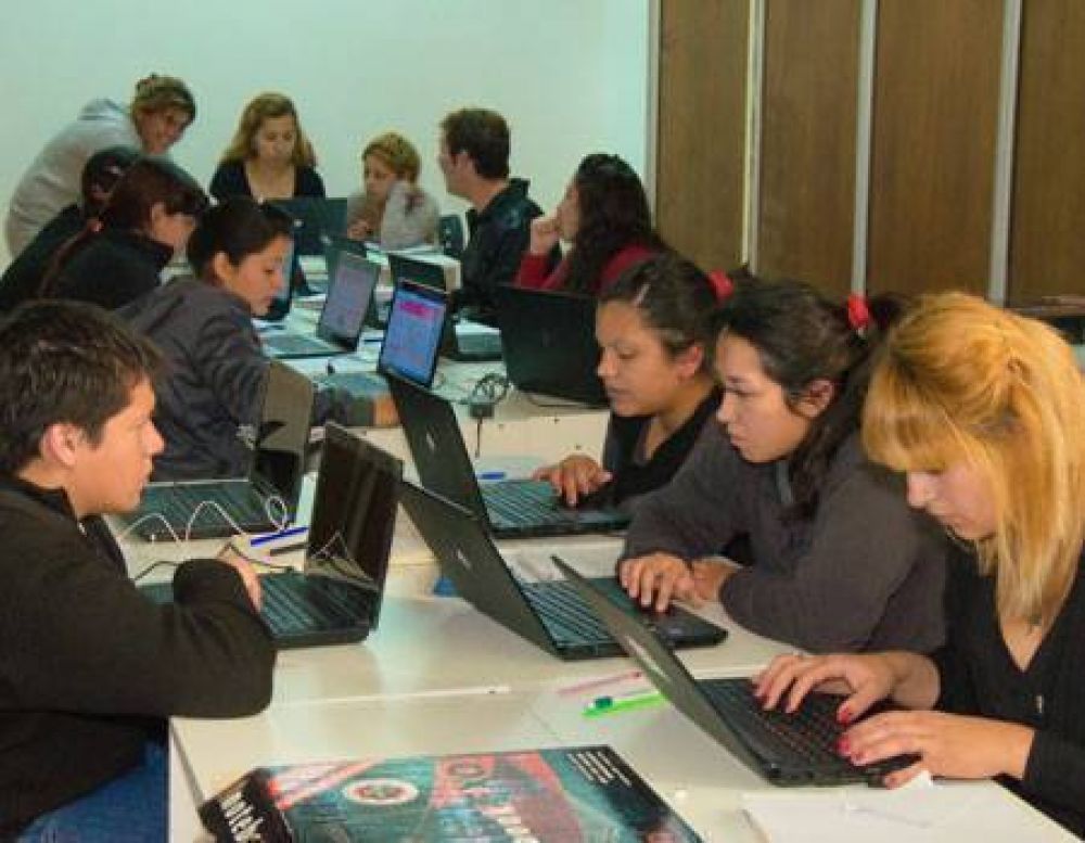 Unos 4 mil chicos empiezan la segunda etapa del plan 20-30