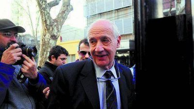 Lavagna dice que de la reuni�n presidencial con la CGT K y la UIA "no puede salir nada"