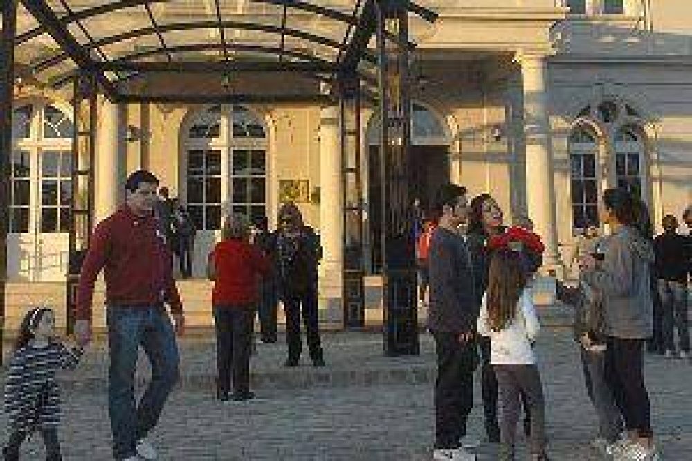 Turistas cubrieron la capacidad hotelera en Santiago y La Banda