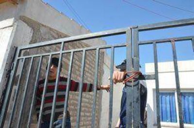  Sali� a ver al sobrino y le sustrajeron m�quinas