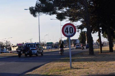"No hay controversia: se debe circular a la velocidad que indica el cartel"