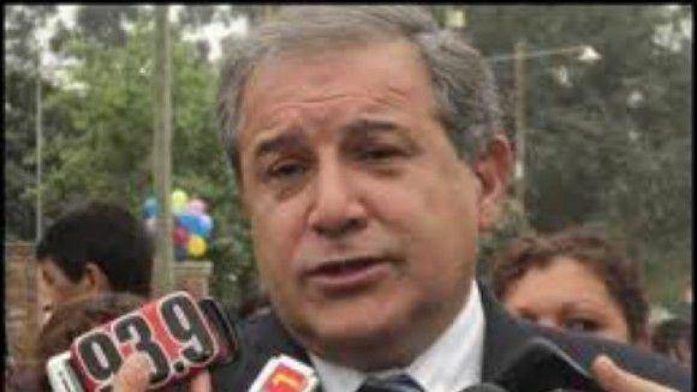 �Toledo se comporta como un tiranuelo en Yerba Buena�