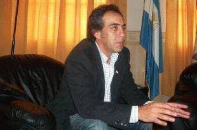 Escobar: Guzm�n responsabiliz� a Scioli por la inseguridad